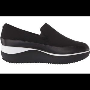 Donald J. Pliner Womens Lizzee Black Leather Wedge Fashion Sneakers Shoes.